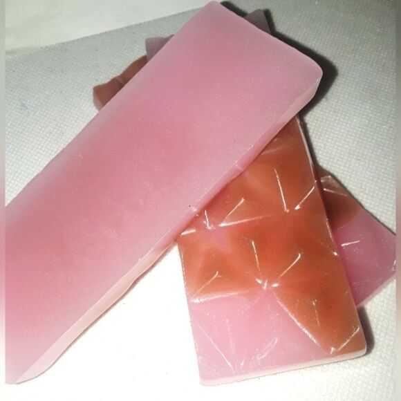 HAND crafted Bloom limited edition waxmelt bar 1pc buy1 get 2 free mix n match - Picture 7 of 10